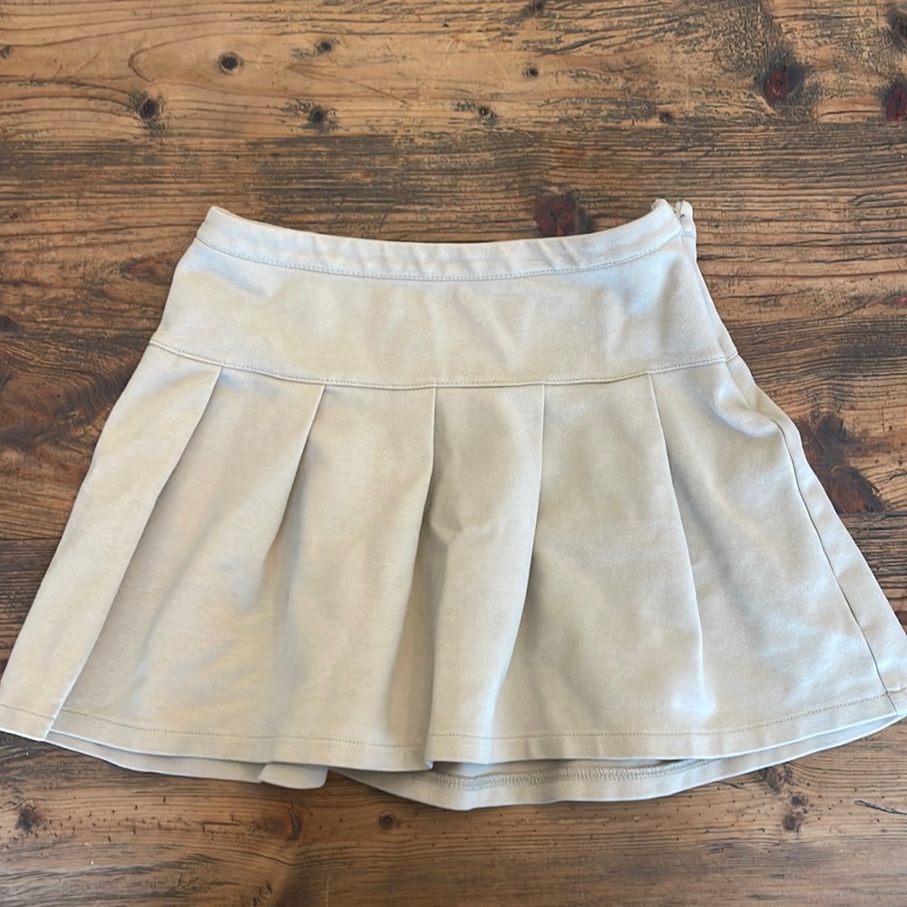 Girls uniform skirt / Gap Brand / size L
